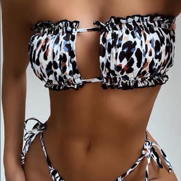 Strapless Ruched Animal Print Bikini Set - Picture 5 of 5